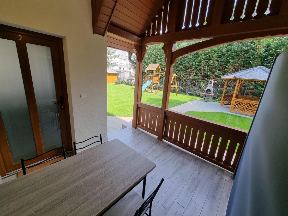 Karinthy ház Casa de hóspedes Siófok Exterior foto