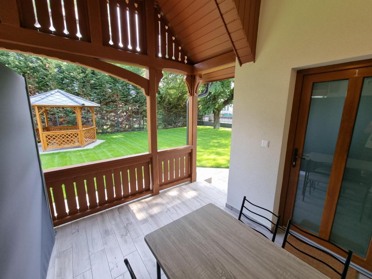 Karinthy ház Casa de hóspedes Siófok Exterior foto